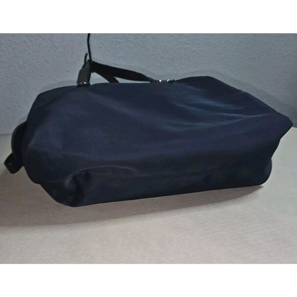 Calvin Klein
Navy Blue Purse Lane Nylon Triple Compartment Tote Handbag - Picture 4 of 16